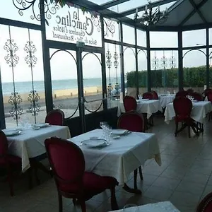  Gasthof La Cameline Frankreich