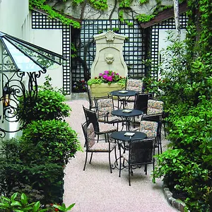 **** Hotel De Varenne Frankreich